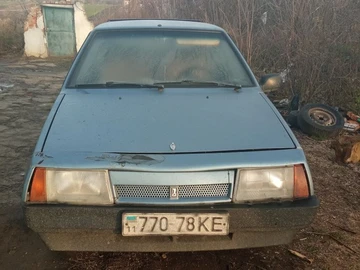 Авто ВАЗ 2108 1993 № 8213471