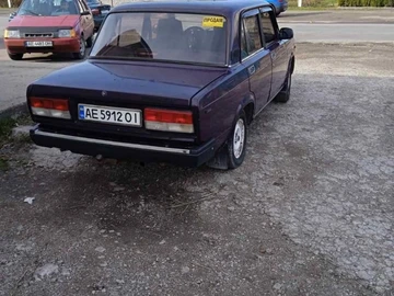 Авто ВАЗ 2107 2004 № 8213597