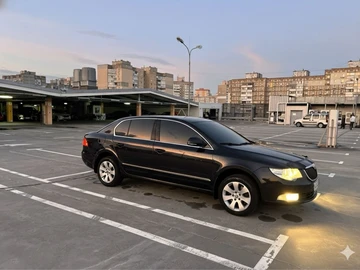 Авто Skoda Superb 2012 № 8213634