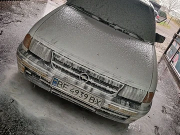 Авто Opel Astra 1993 № 8213716