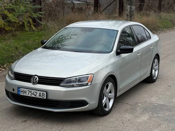 Авто Volkswagen Jetta 2010 № 8213722