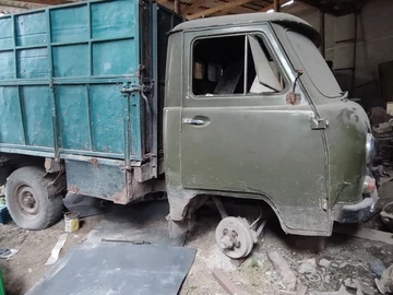 Авто УАЗ 3303 1980 № 8213736