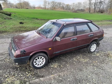 Авто ВАЗ 2109 1994 № 8213866