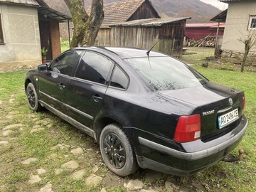 Авто Volkswagen Passat Sedan 1998 № 8213878