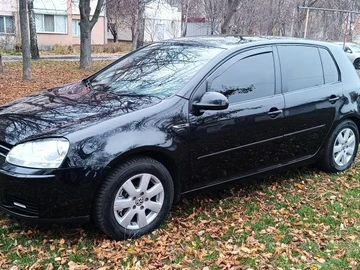 Авто Volkswagen Golf 2005 № 8214284