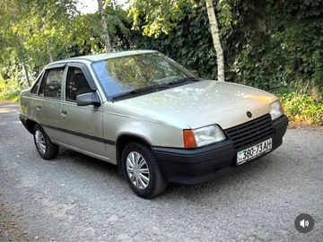 Авто Opel Kadett 1987 № 8214349
