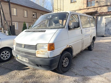 Авто Volkswagen Transporter 1993 № 8214355