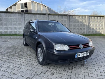 Авто Volkswagen Golf 2002 № 8214664