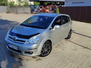 Авто Toyota Corolla Verso 2005 № 8214865