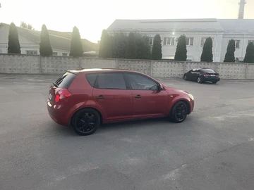 Авто KIA Cee X27 D 2007 № 8214902