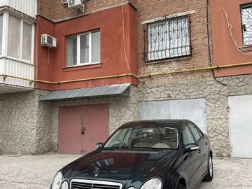 Авто Mercedes E Серия 2004 № 8214924