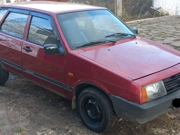 Авто ВАЗ 2109 1991 № 8214939