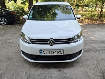 Авто Volkswagen Touran 2012 № 8214942