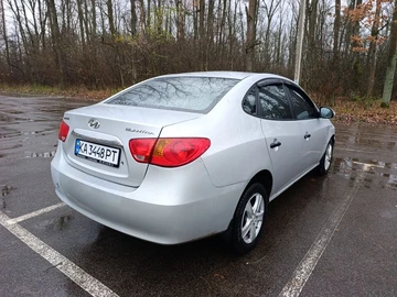 Авто Hyundai Elantra 2011 № 8214995
