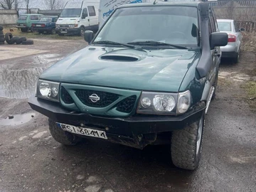 Авто Nissan Terrano 2000 № 8215005