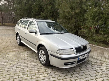 Авто Skoda Octavia 2000 № 8215023