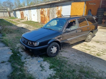 Авто Volkswagen Passat Variant 1996 № 8215185