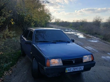 Авто ВАЗ 21099 1997 № 8215217