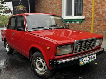 Авто ВАЗ 2107 1988 № 8215281