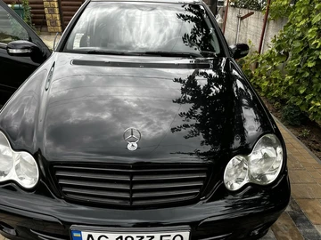 Авто Mercedes 220 2005 № 8215287