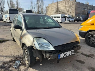 Авто Ford Fiesta 2005 № 8215310