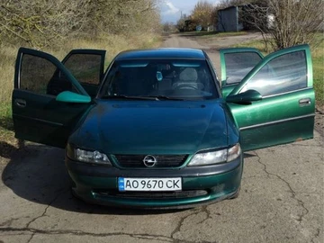 Авто Opel Vectra 1997 № 8215315
