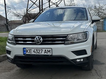 Авто Volkswagen Tiguan 2018 № 8215323