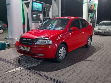 Авто Chevrolet Aveo 2005 № 8215331