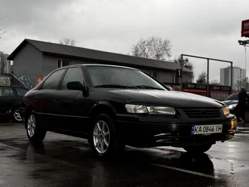 Авто Toyota Camry 1999 № 8215592