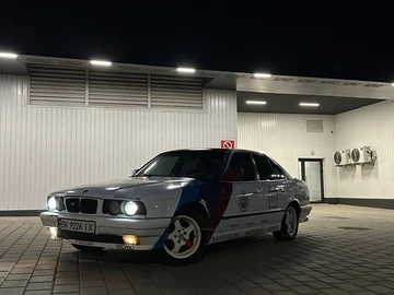 Авто BMW 5 Серия 1992 № 8215607