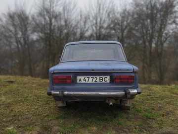 Авто ВАЗ 2103 1986 № 8215639