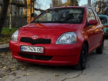 Авто Toyota Yaris 2000 № 8215964