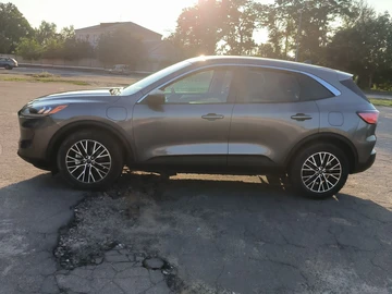 Авто Ford Escape 2022 № 8216002