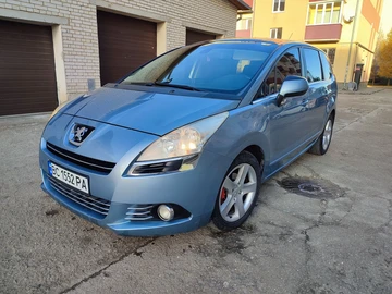 Авто Peugeot 5008 2010 № 8216156