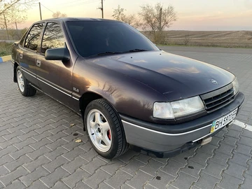 Авто Opel Vectra 1991 № 8216250