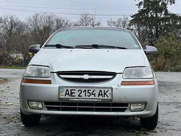 Авто Chevrolet Aveo 2004 № 8216378