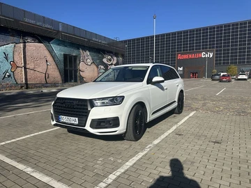 Авто Audi Q7 2018 № 8216401