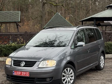 Авто Volkswagen Touran 2004 № 8216421