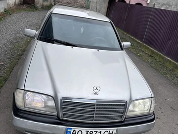Авто Mercedes 220 1995 № 8216484
