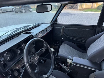 Авто ВАЗ 2105 1990 № 8216596