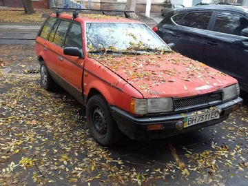 Авто Mazda 323 1988 № 8216603