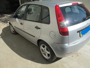Авто Ford Fiesta 2005 № 8216864
