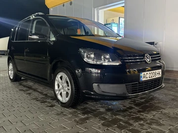 Авто Volkswagen Touran 2011 № 8216951
