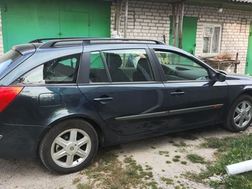 Авто Renault Laguna 2003 № 8217113