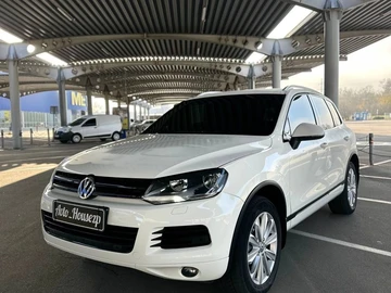 Авто Volkswagen Touareg 2014 № 8217213