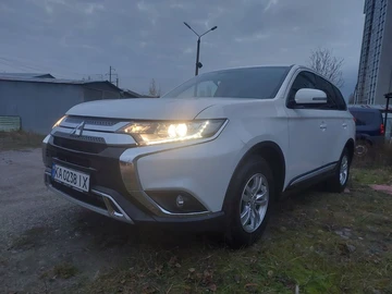 Авто Mitsubishi Outlander 2021 № 8217256