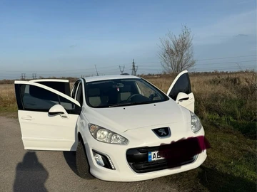 Авто Peugeot 3008 2011 № 8217333