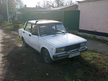 Авто ВАЗ 2105 1989 № 8217477