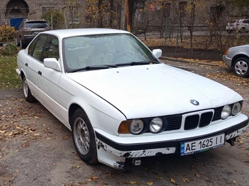 Авто BMW 5 Серия 1989 № 8217583