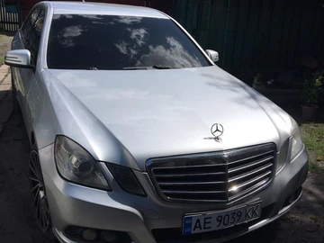Авто Mercedes E Серия 2010 № 8217588